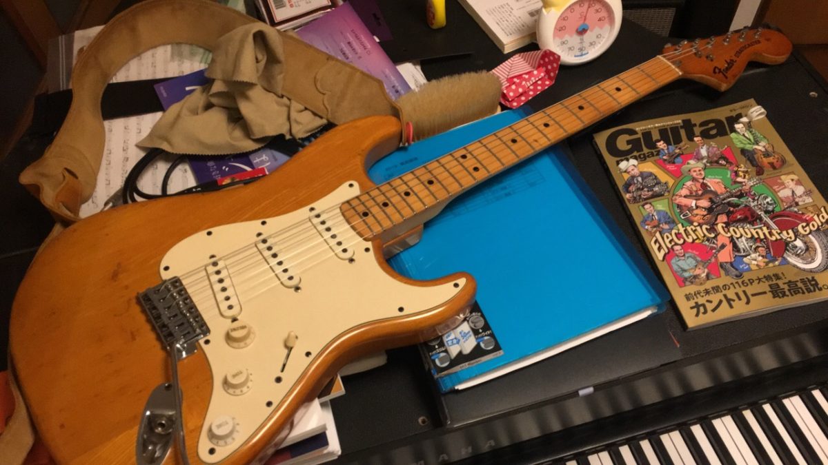 嗚呼、ラージヘッド、３点止め、Fender Stratocaster 1974!