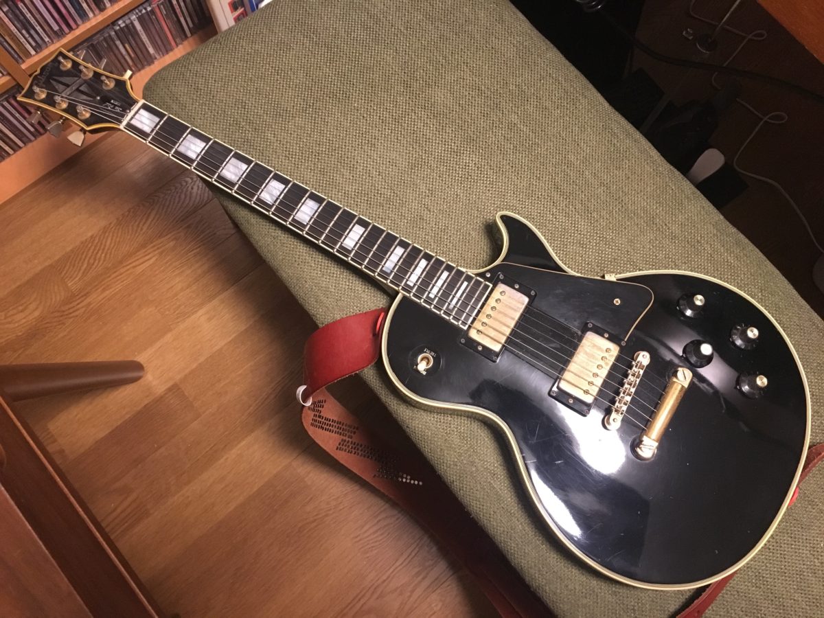 黒は美しい　Gibson Les Paul Custom 1974
